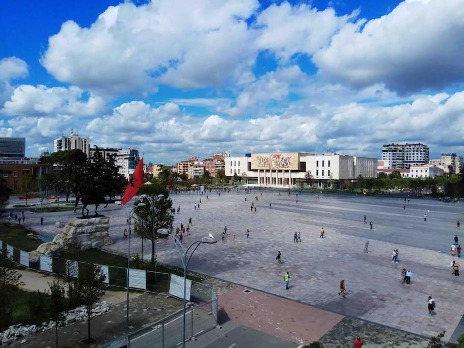 City Centre Big Art'Partment Heart Of The Capital Τίρανα Εξωτερικό φωτογραφία