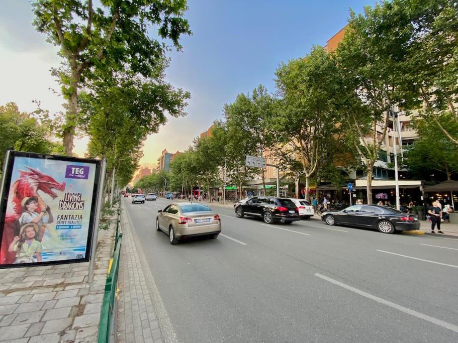 City Centre Big Art'Partment Heart Of The Capital Τίρανα Εξωτερικό φωτογραφία